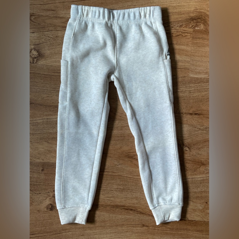 NWOT Girls REEBOK joggers/sweatpants